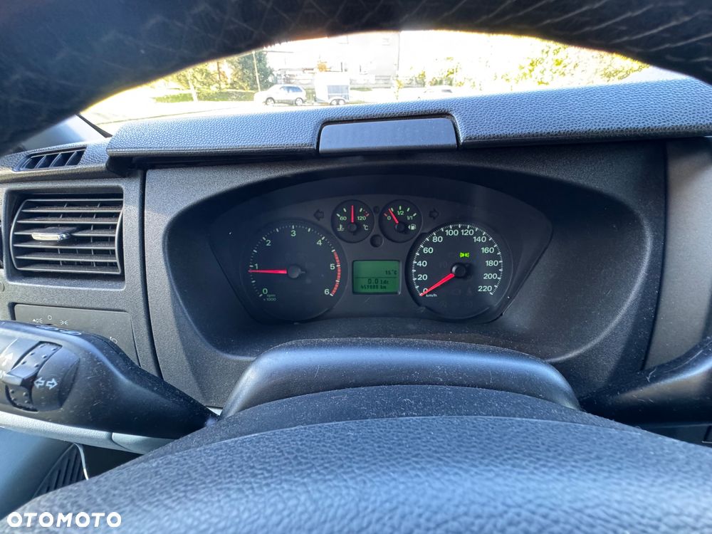 Ford Transit - 33