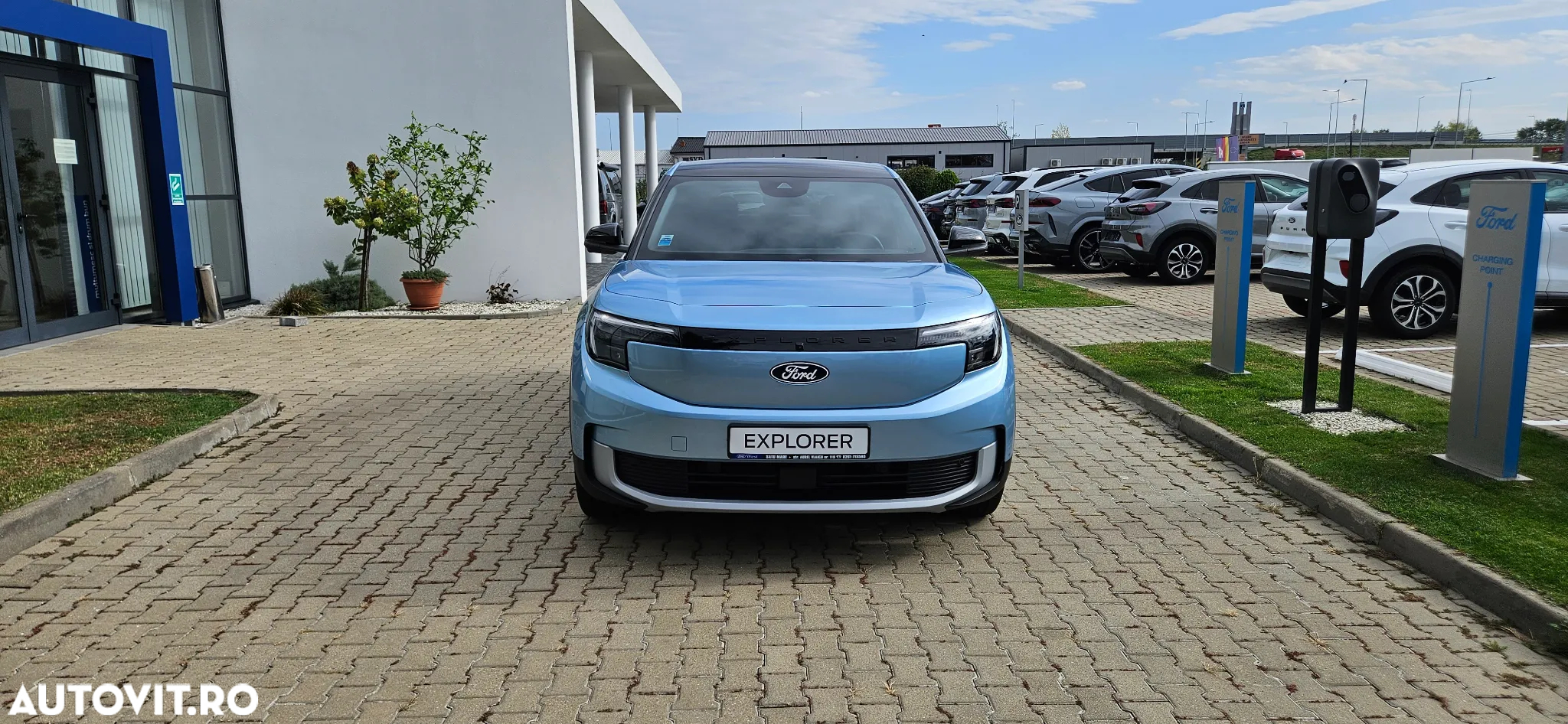 Ford Explorer AWD 79 kWh Extended Range Premium - 4