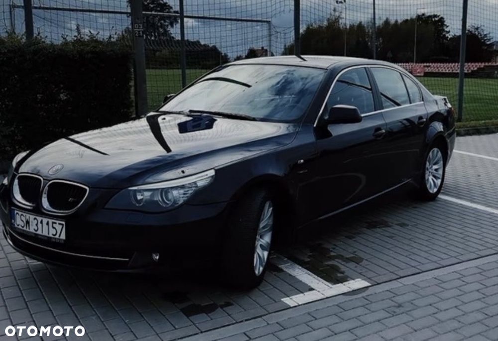 BMW Seria 5 520i - 2