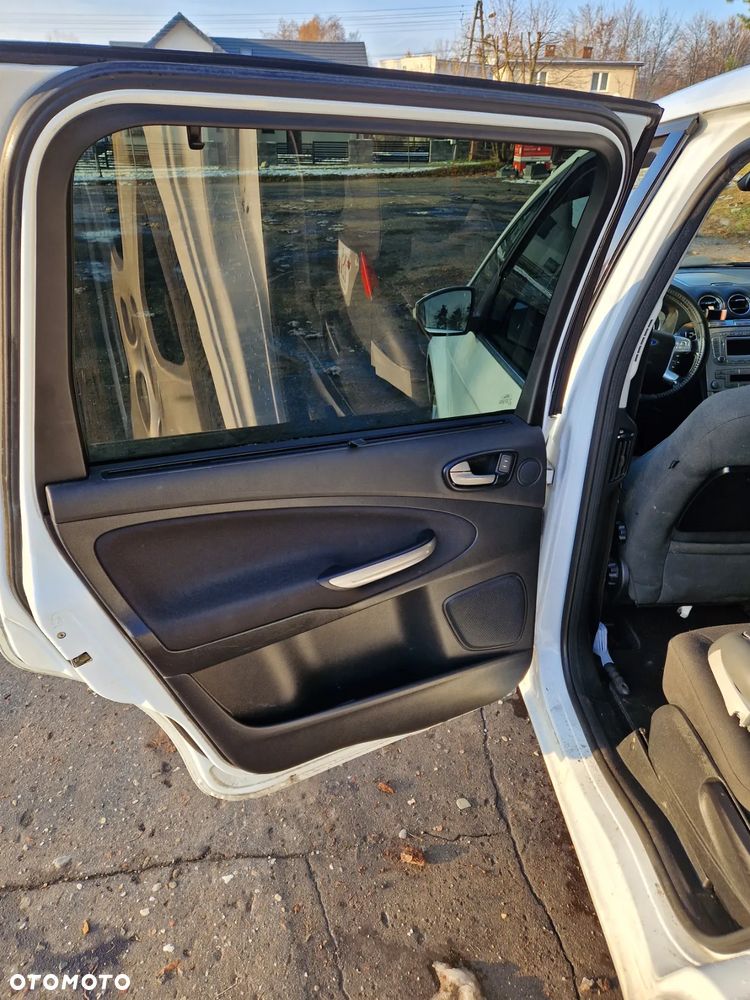 Ford Galaxy 2.0 TDCi Ghia - 10