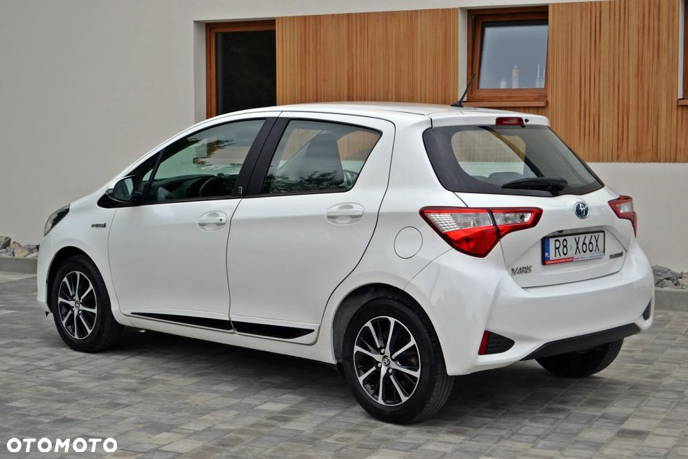 Toyota Yaris - 2