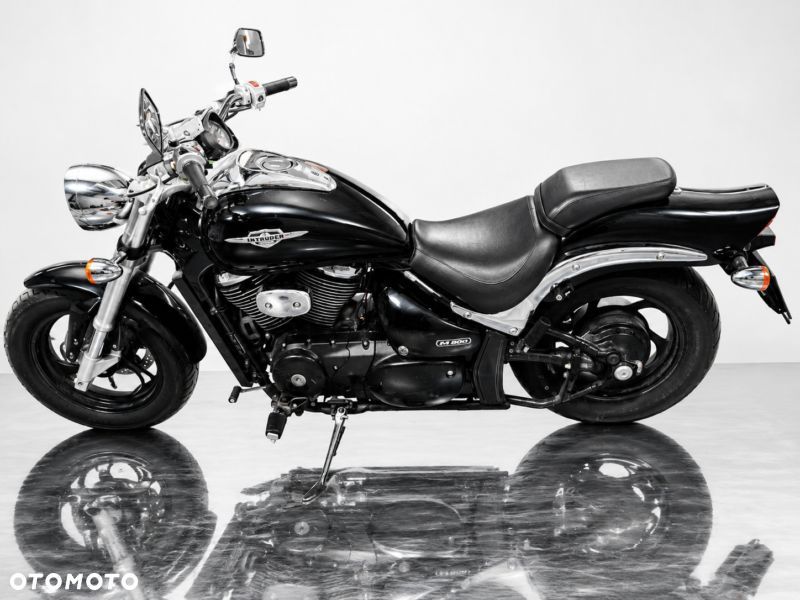 Suzuki Intruder - 3