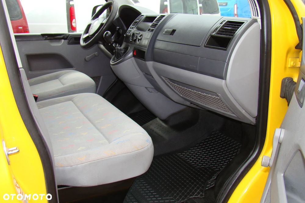 Volkswagen Transporter - 13