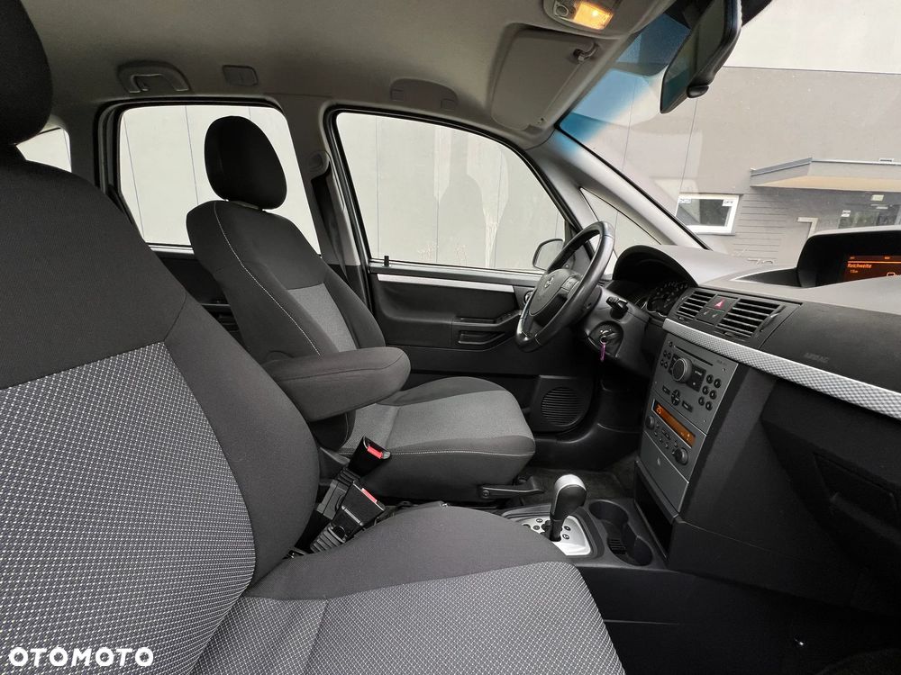 Opel Meriva - 11