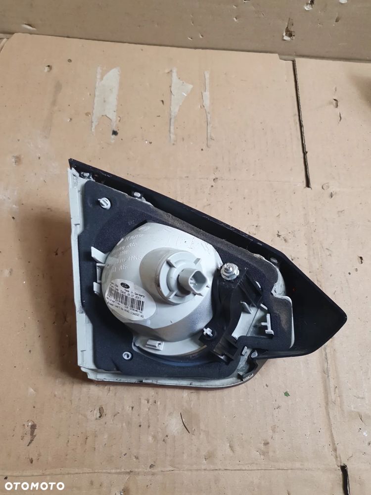 LAMPA PRAWA TYŁ TYLNA W KLAPĘ FORD KUGA MK1 08-13R - 6