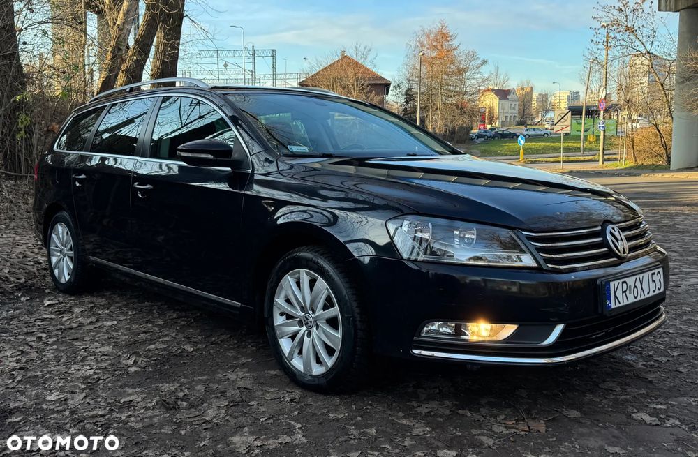 Volkswagen Passat - 4