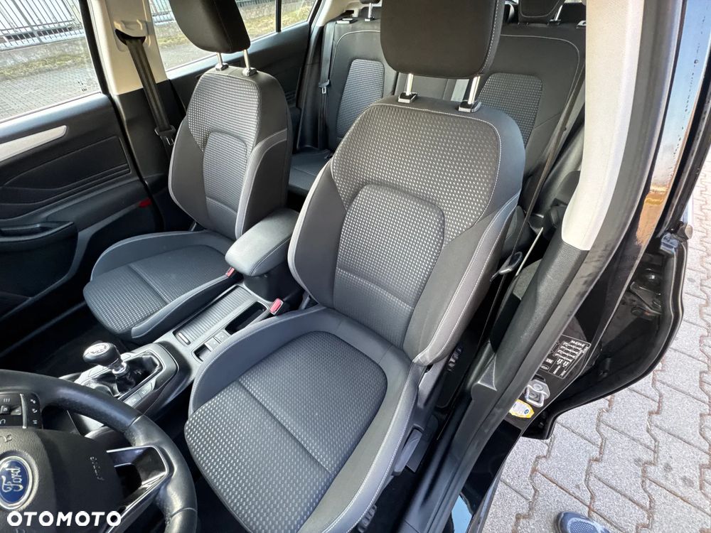 Ford Focus 1.0 EcoBoost Trend Edition - 14