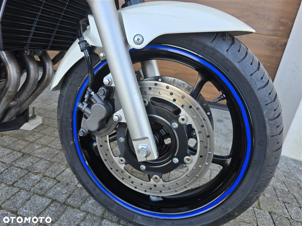 Yamaha XJ - 23