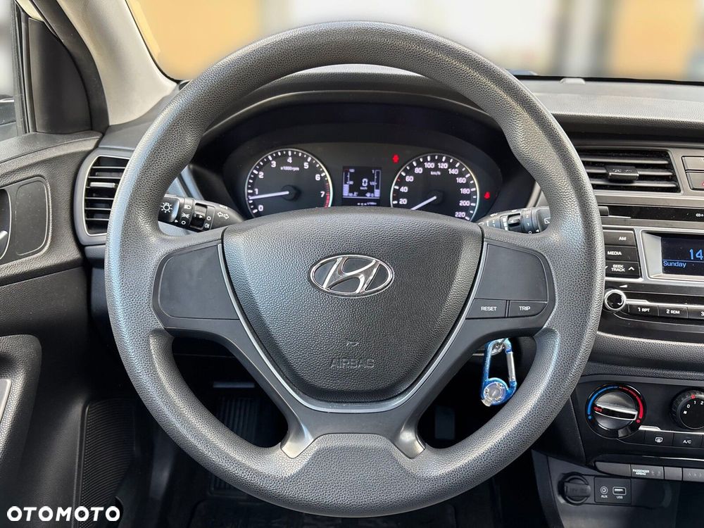Hyundai i20 1.2 Classic Plus - 17