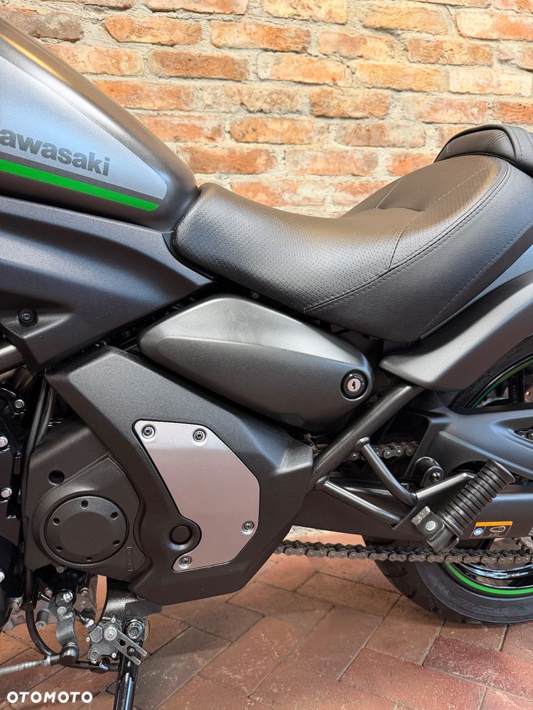 Kawasaki Vulcan S - 27