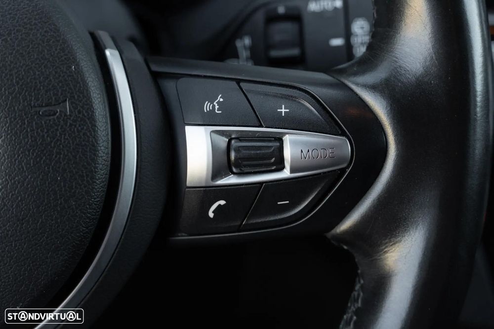 BMW X1 18 d sDrive Line Sport Auto - 35