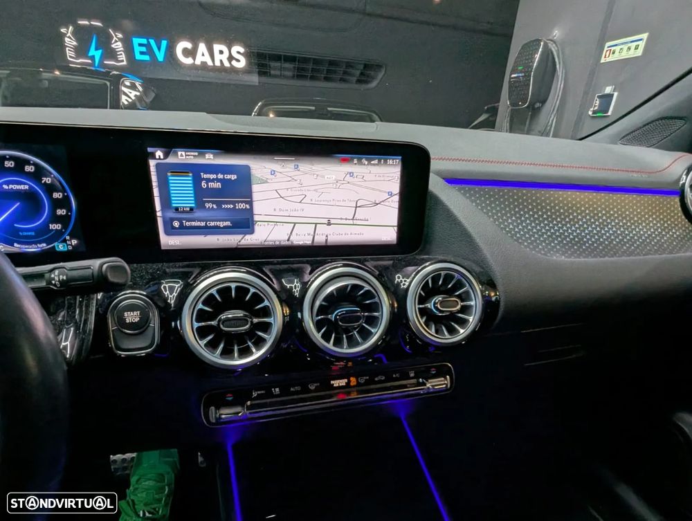 Mercedes-Benz EQA 250+ AMG Line - 39