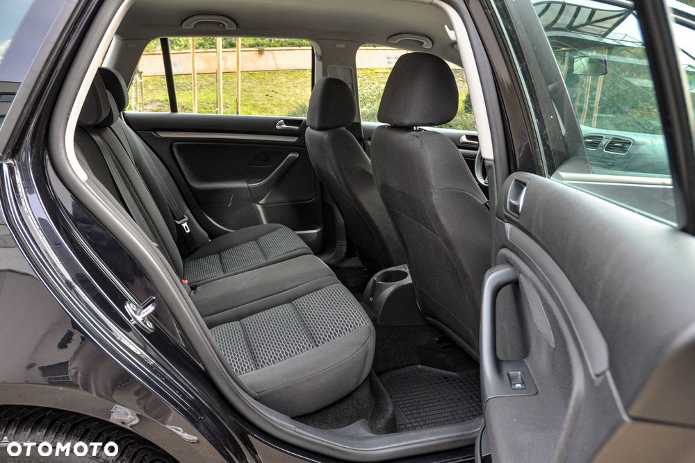 Volkswagen Golf - 12