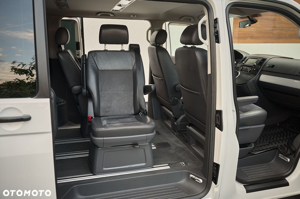 Volkswagen Multivan - 9