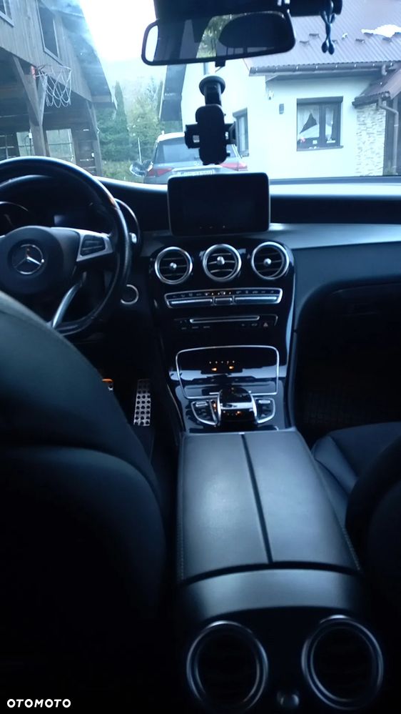 Mercedes-Benz GLC - 9