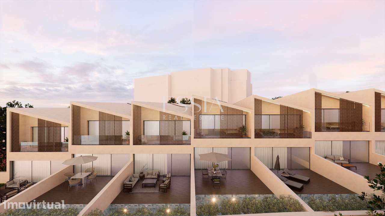 Moradia em Banda T3 com Jardim e Piscina em Canidelo - Grande imagem: 3/6