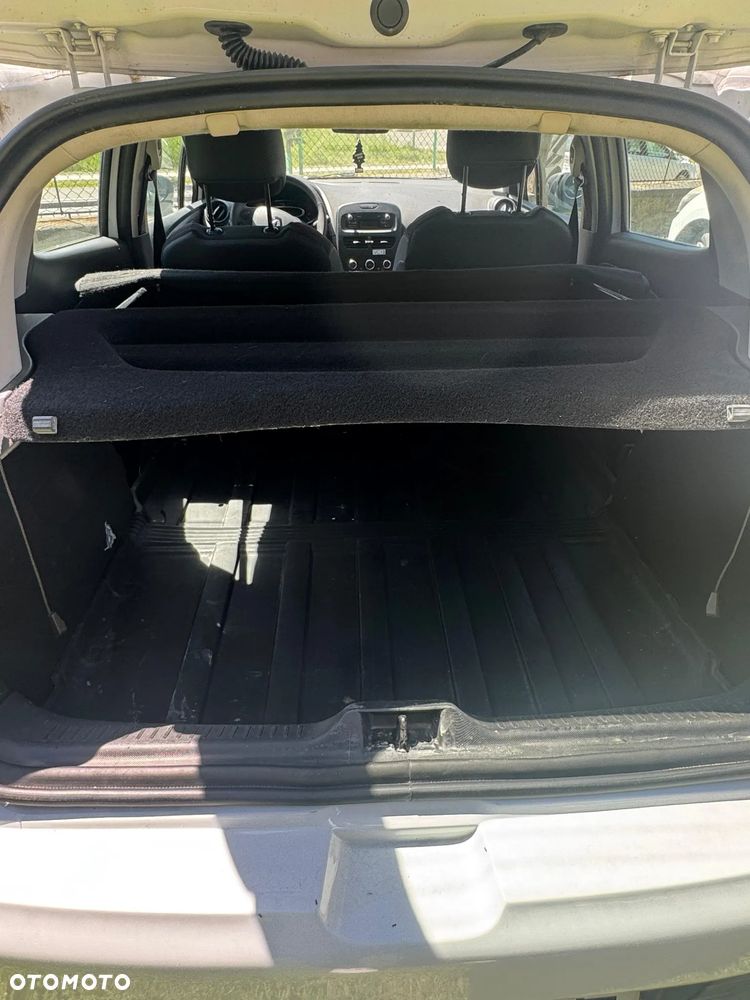 Renault Clio 5 4 - 6