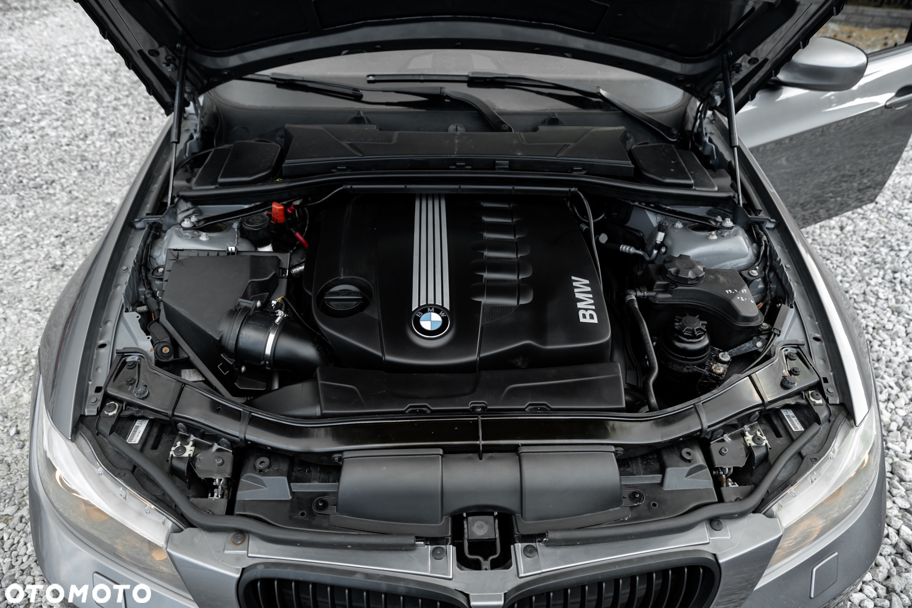 BMW Seria 3 330d xDrive DPF Touring Edition Sport - 38