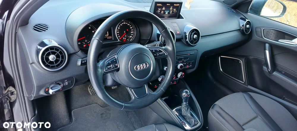 Audi A1 Sportback 1.4 TFSI S tronic S line Sportpaket - 14