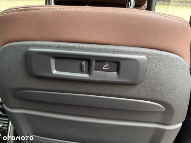 BMW X7 - 29