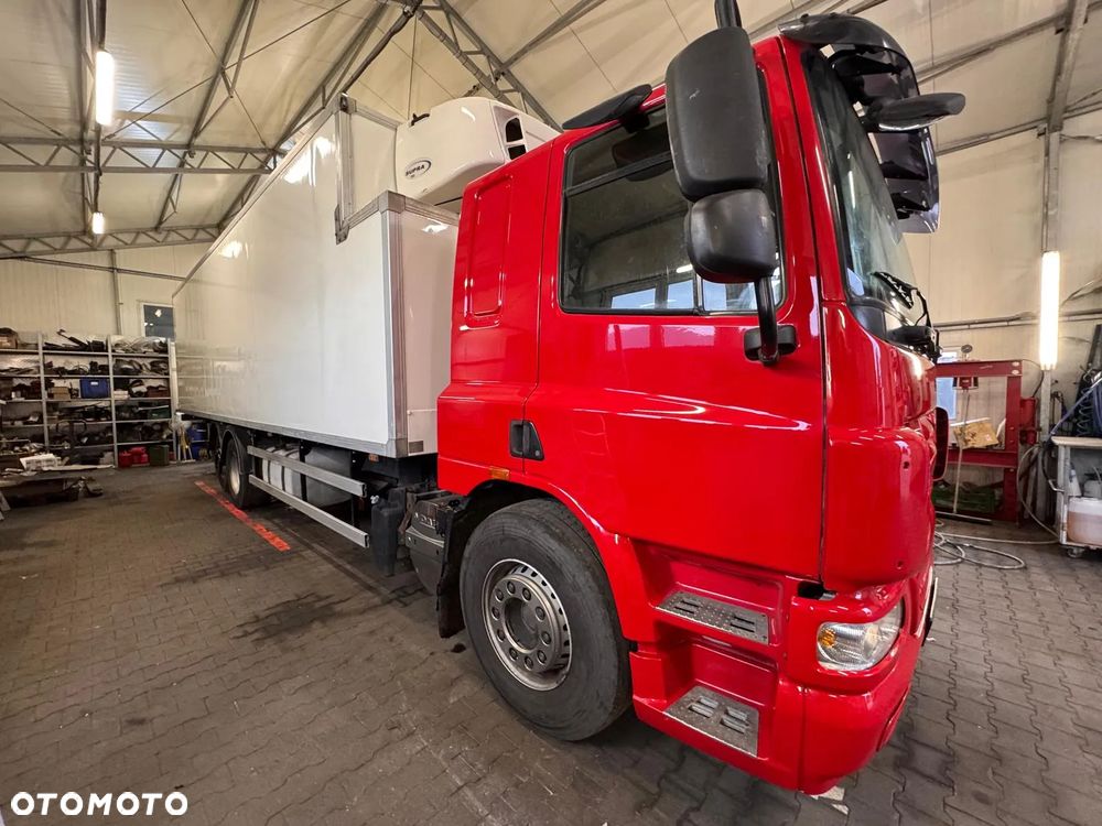 DAF CF - 8