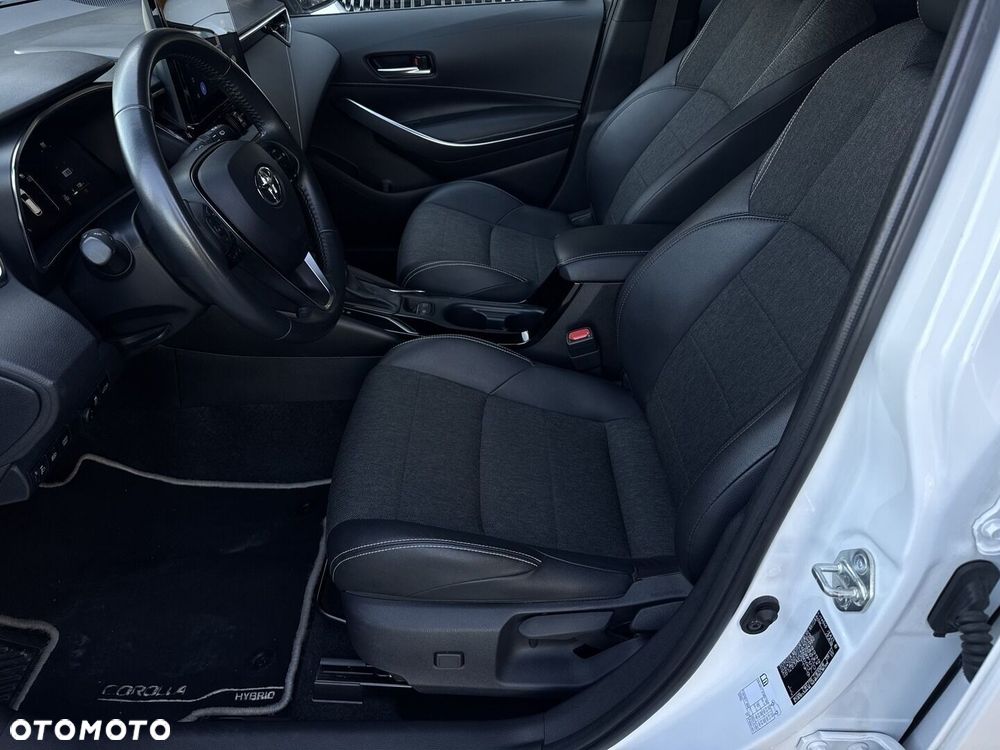 Toyota Corolla 2.0 Hybrid Style - 13