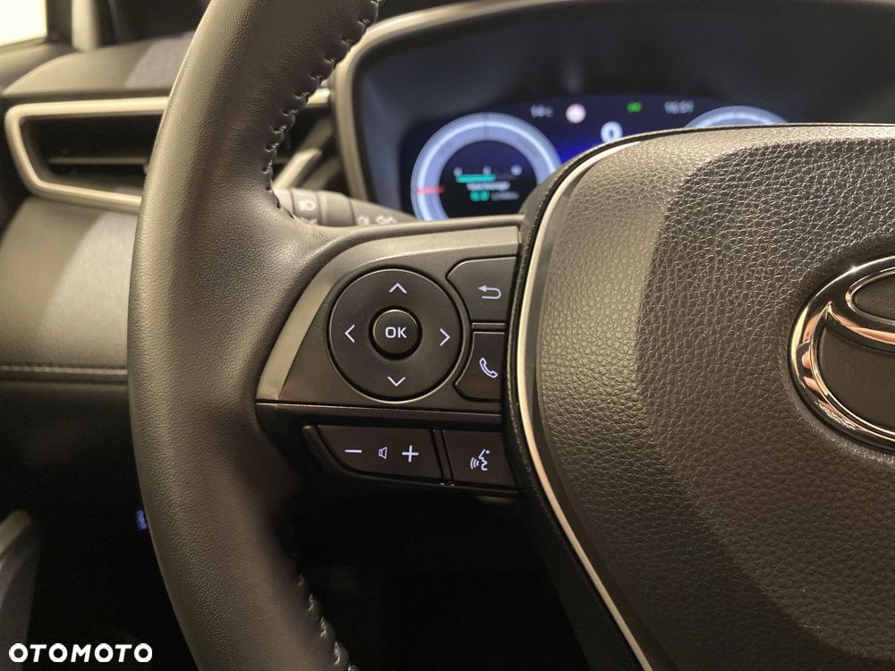 Toyota Corolla Cross - 13