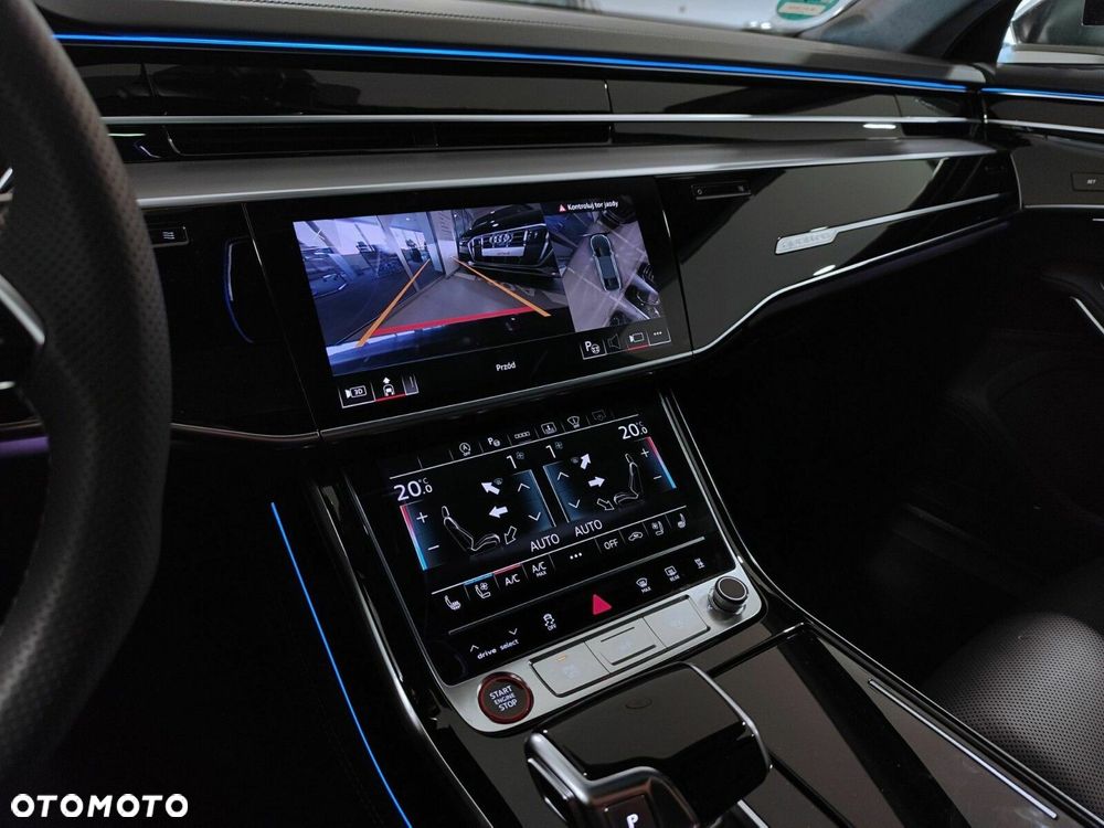 Audi S8 - 14