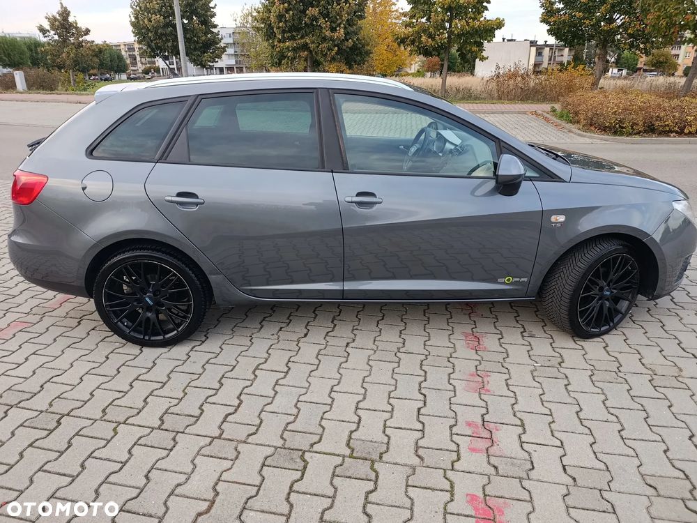 Seat Ibiza 2012 photo 4