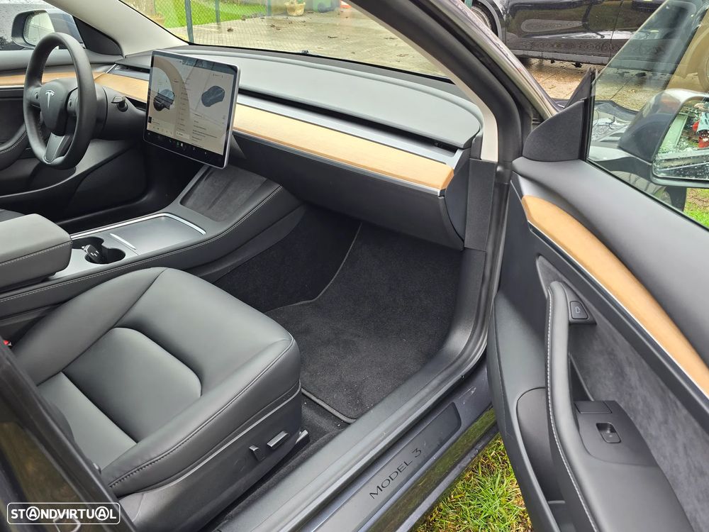 Tesla Model 3 Standard Range Plus RWD - 12