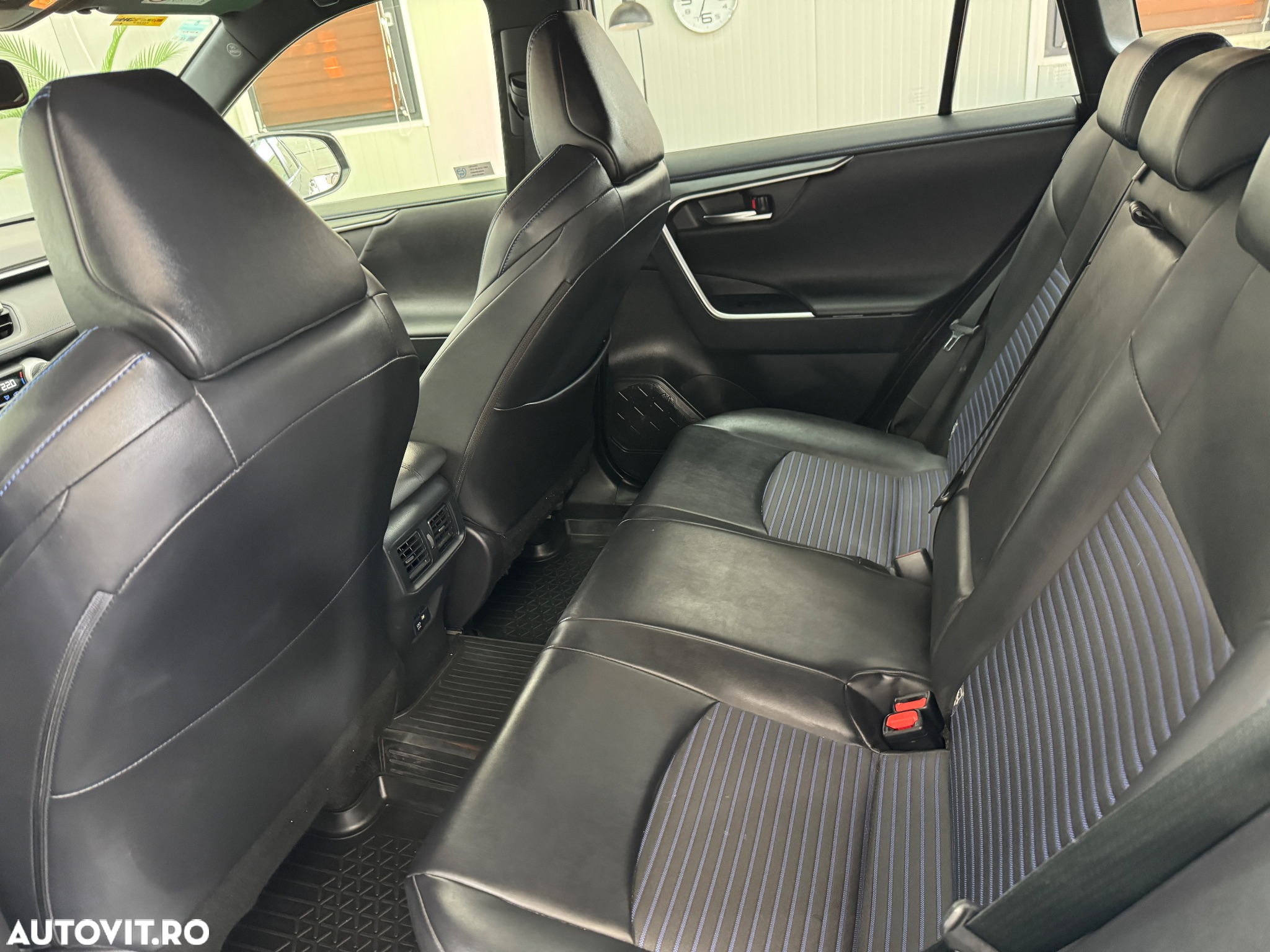 Toyota RAV4 2.5 Hybrid VVT-iE 4x2 Exclusive - 24