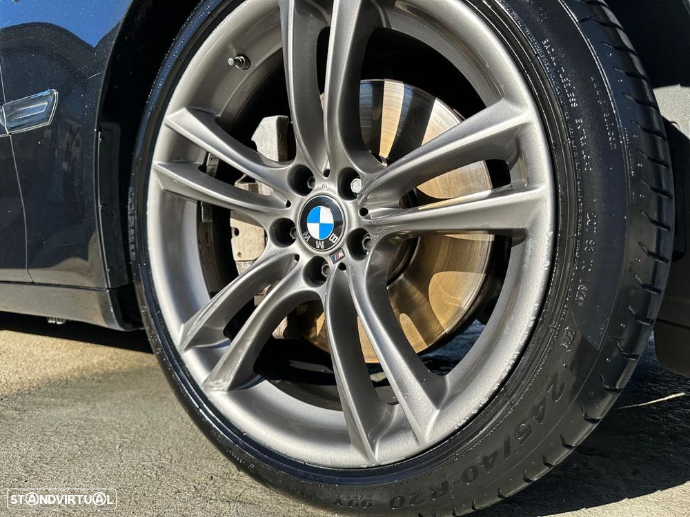 BMW 750 d xDrive Pack M - 7