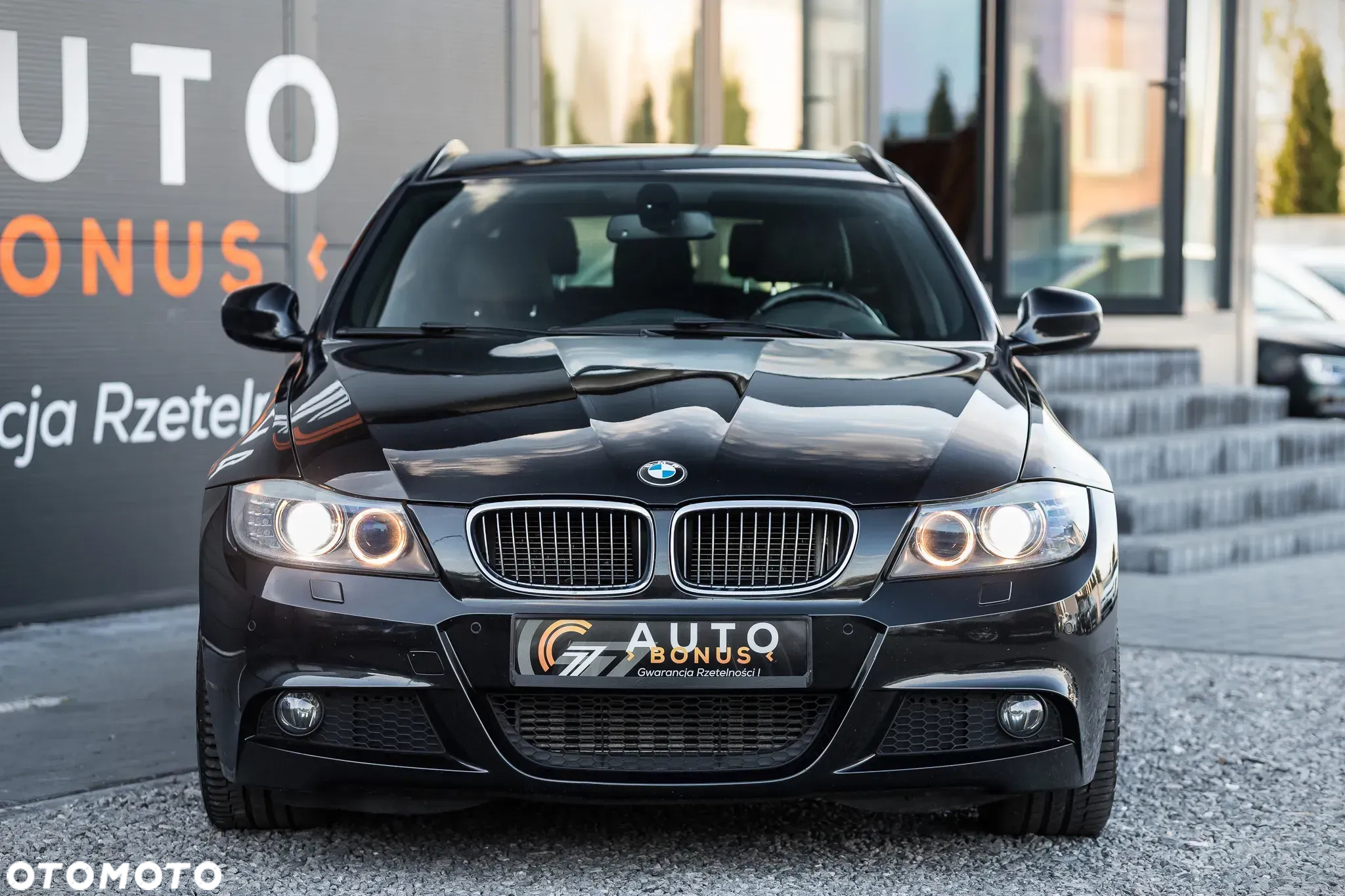 BMW Seria 3 330d xDrive DPF Touring Edition Sport - 4