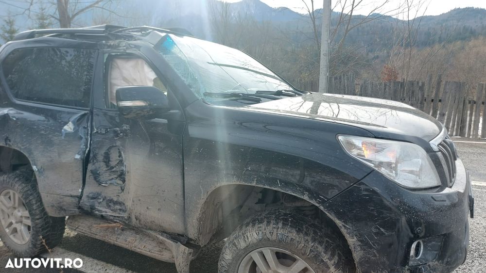 Toyota Land Cruiser 3.0l Turbo D-4D Aut. AVS 7 Locuri Luxury - 7