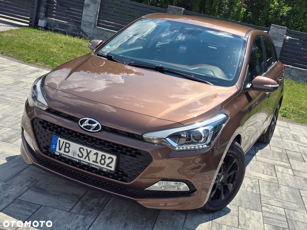 Hyundai i20 1.2 Fifa World Cup Edition - 8