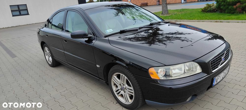 Volvo S60 - 1