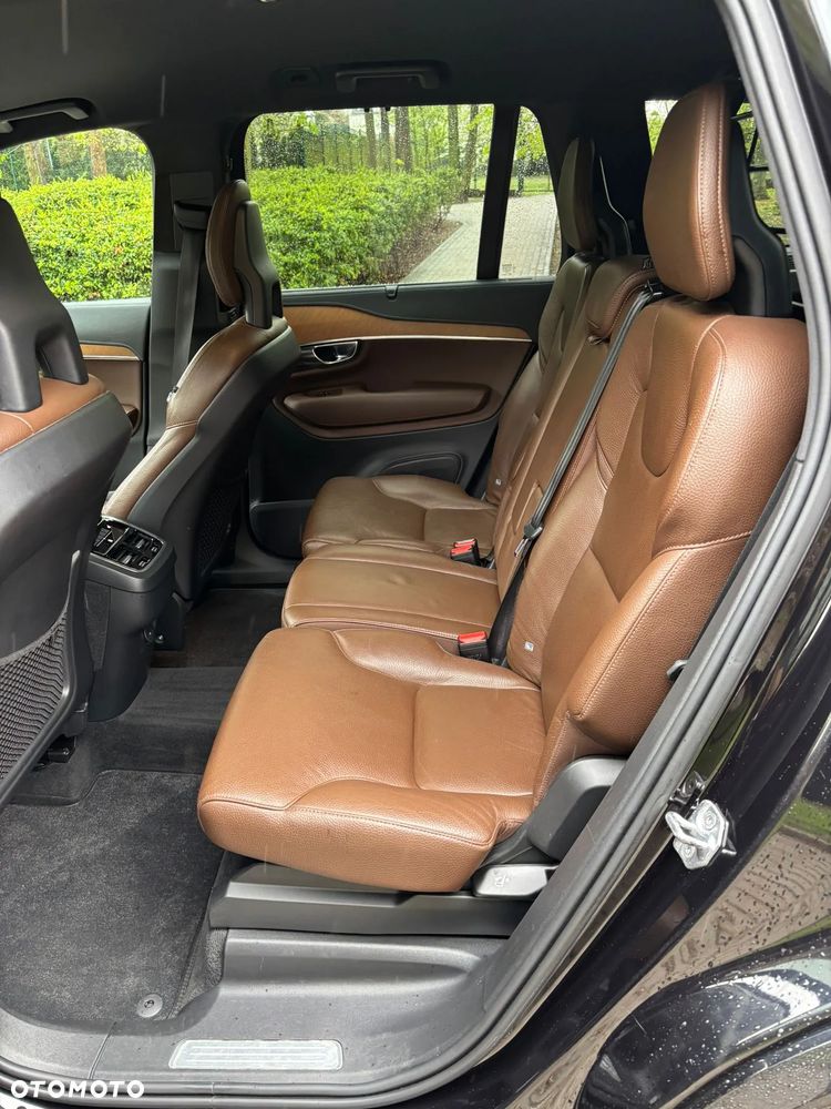 Volvo XC 90 - 17