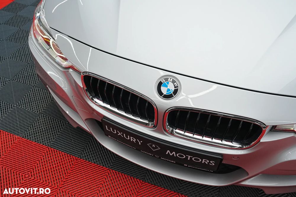 BMW Seria 3 330e iPerformance M Sport - 21
