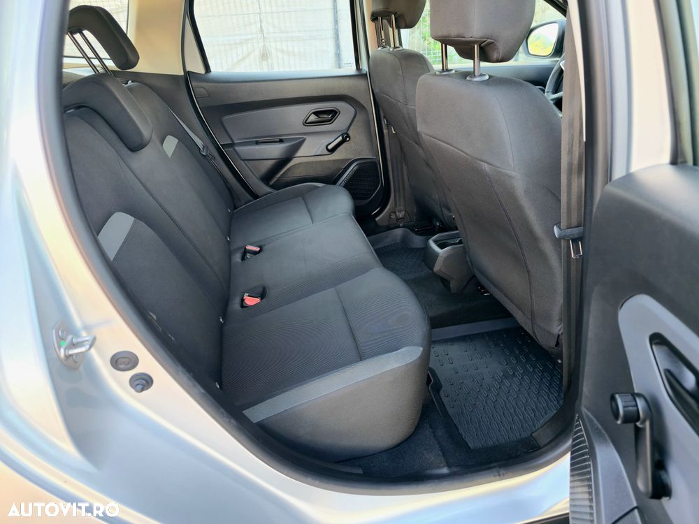 Dacia Duster dCi 110 FAP 4x4 GPS - 8