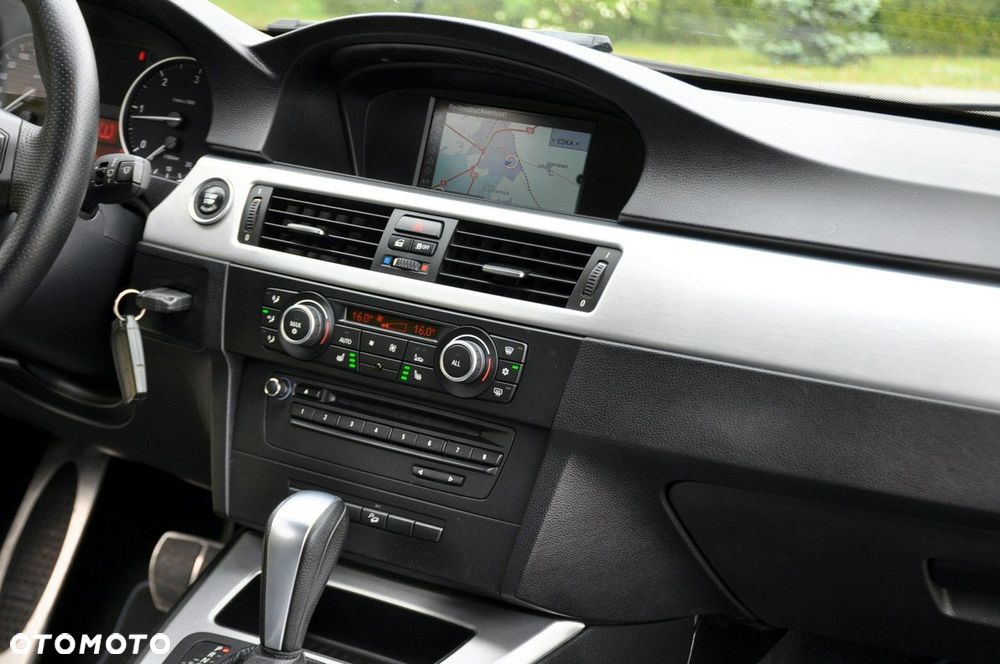 BMW Seria 3 - 28