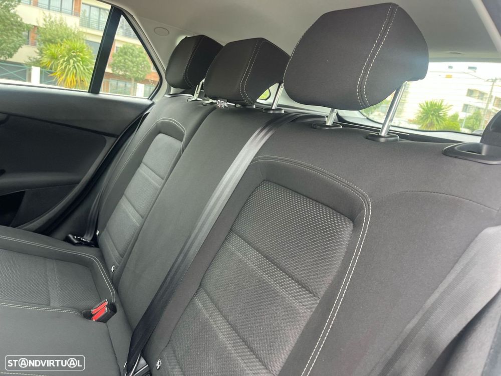 Fiat Tipo Station Wagon 1.3 M-Jet Lounge - 52