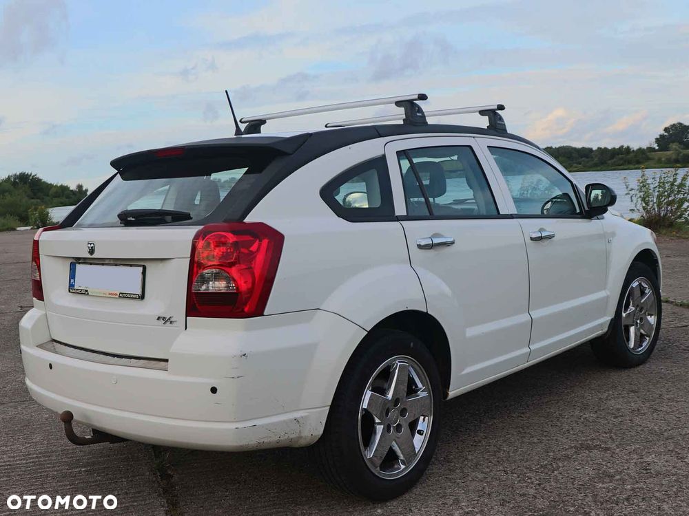 Dodge Caliber - 10