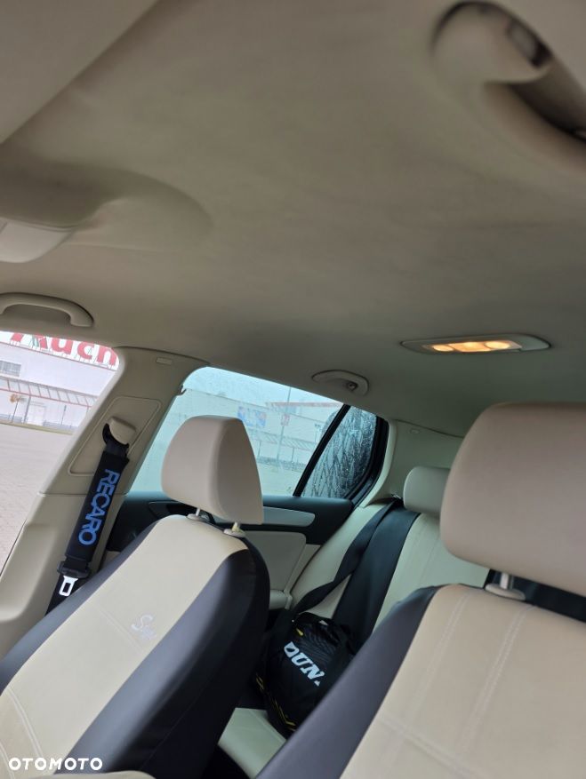 Volkswagen Golf 1.4 TSI Highline DSG - 4