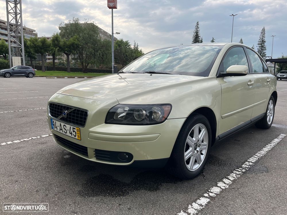 Volvo S40 2.0 D Nível 2 - 5