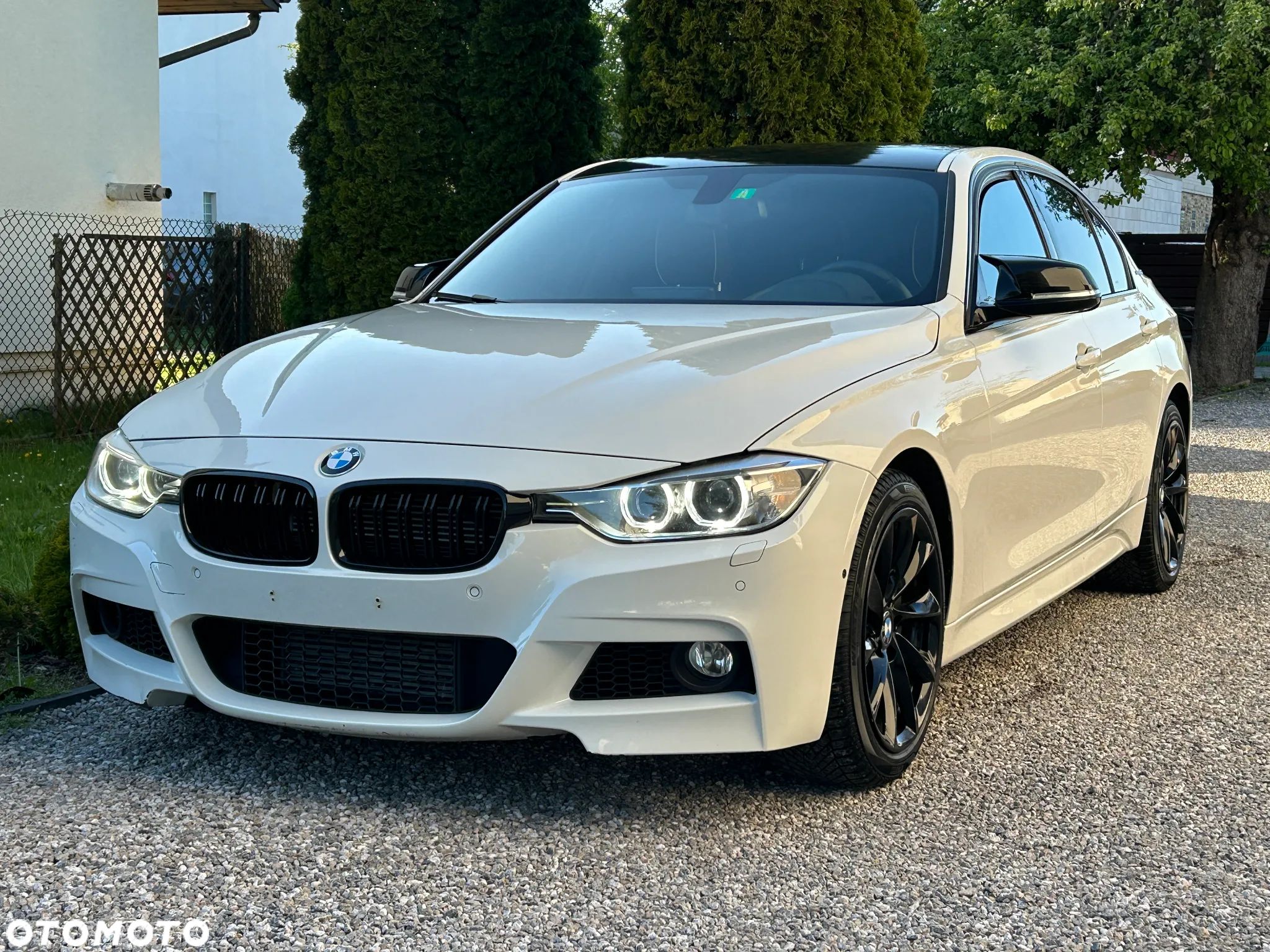 BMW Seria 3 335i - 1