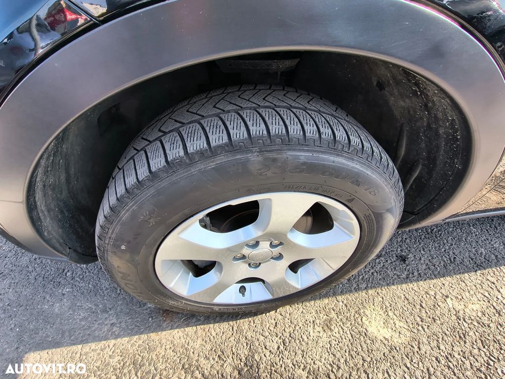 Land Rover Discovery Sport 2.0 l TD4 PURE - 21