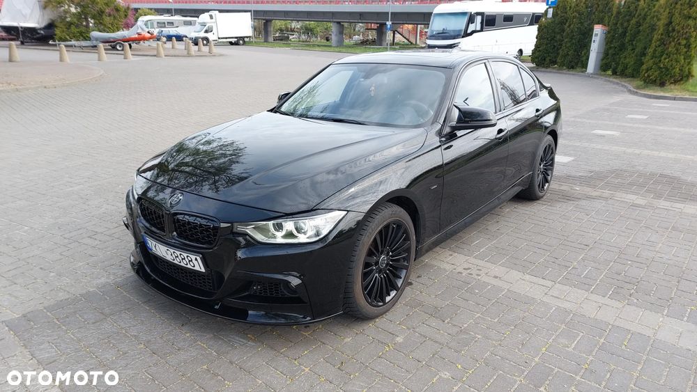BMW Seria 3 328i xDrive Sport-Aut Luxury Line - 2