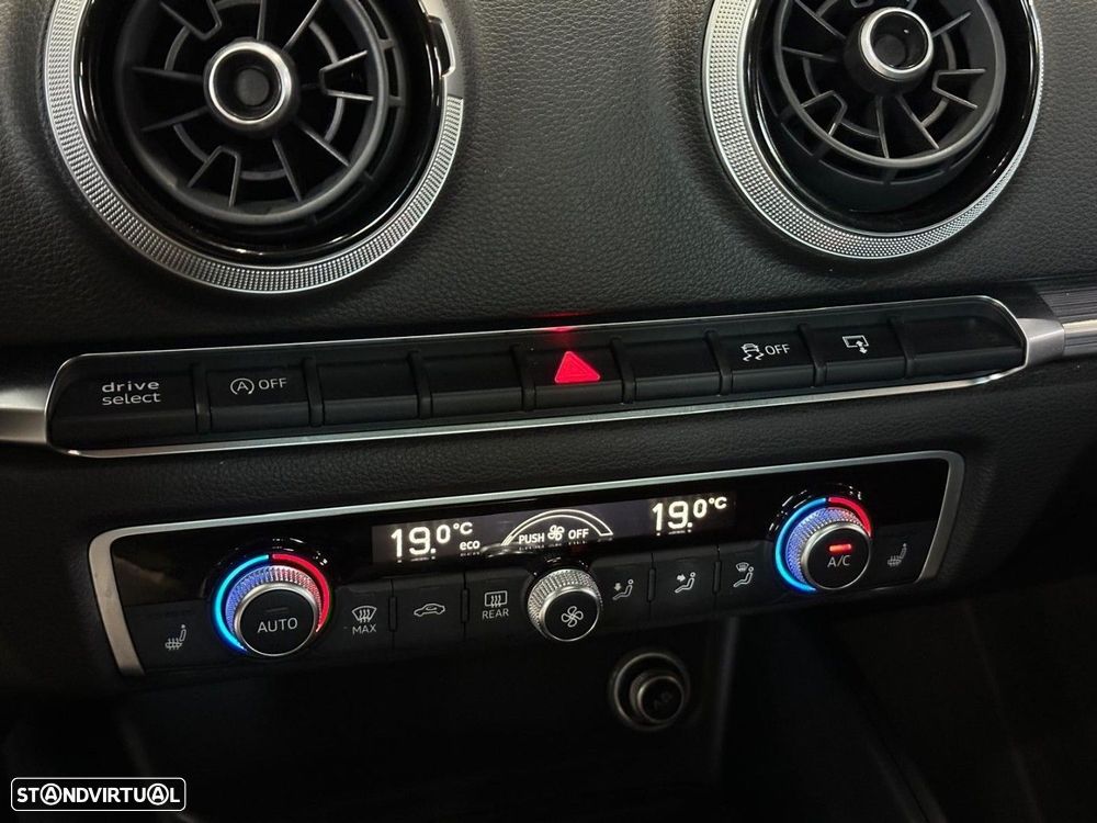 Audi A3 Sportback 1.4 TFSi Sport S tronic - 14