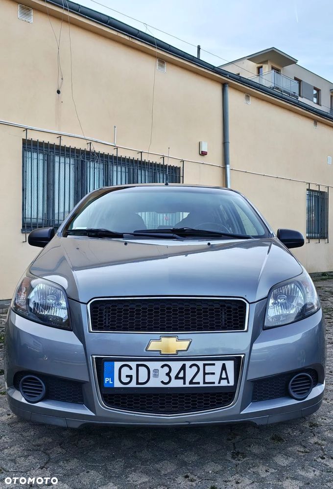 Chevrolet Aveo 1.2 16V Base / Classic - 3