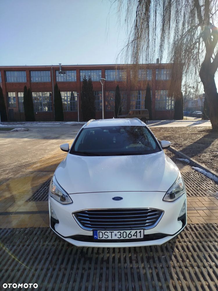 Ford Focus SW 1.0 EcoBoost S&S TITANIUM STYLE - 2